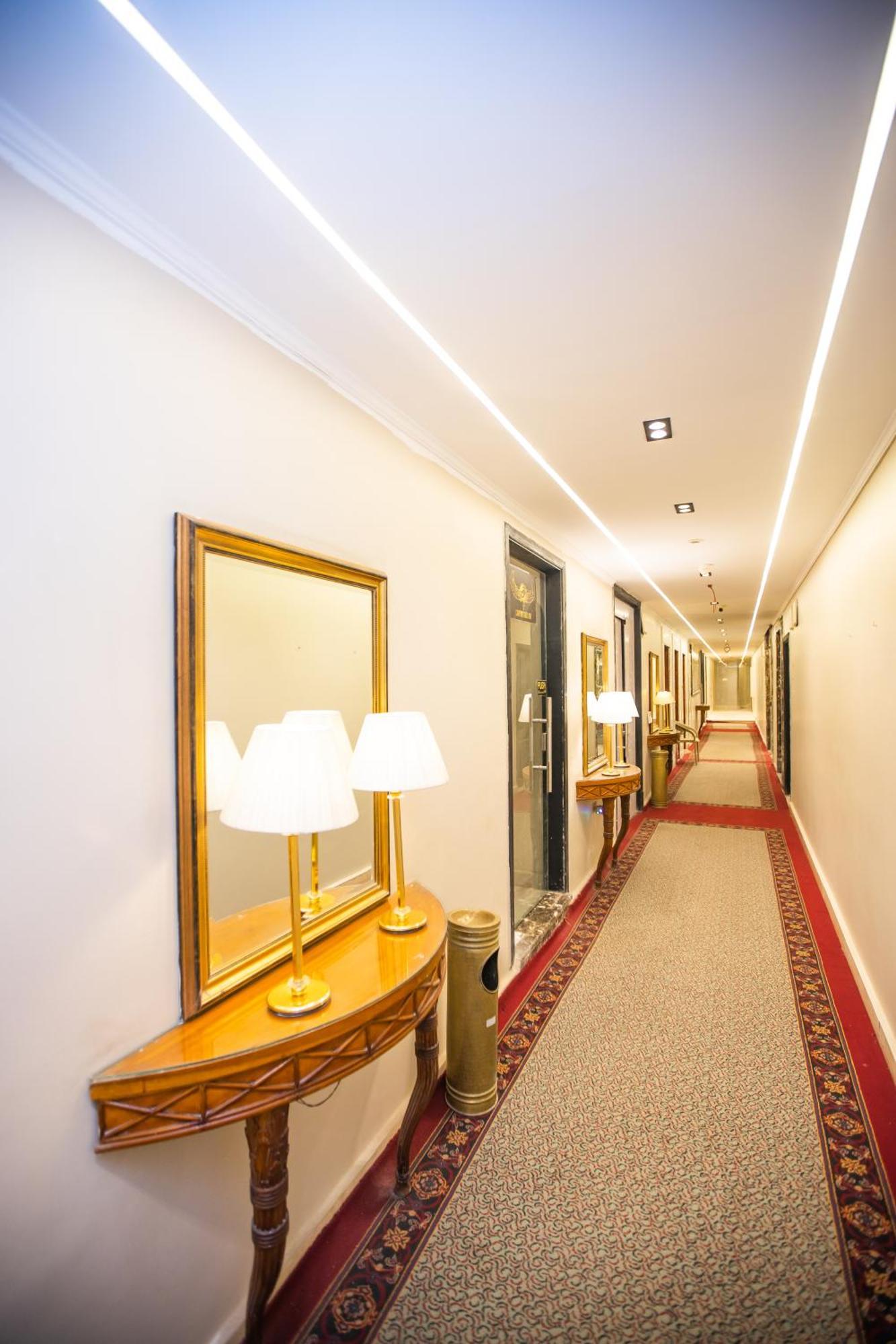 Comfort Giza Top Hotel Cairo Exterior foto